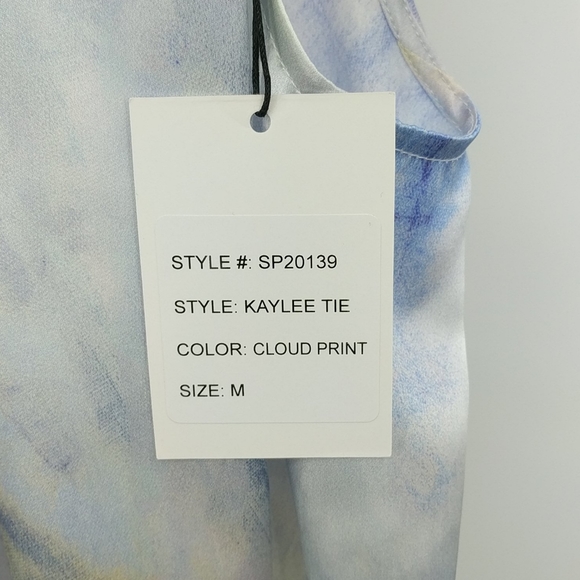 NWT GENERATION LOVE Kaylee Tie 100% Silk Top in Cloud Print - Picture 10 of 11